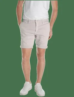 BENNI SHORT Shorts REGULAR Hyperchino Color Xlite - Casual shorts