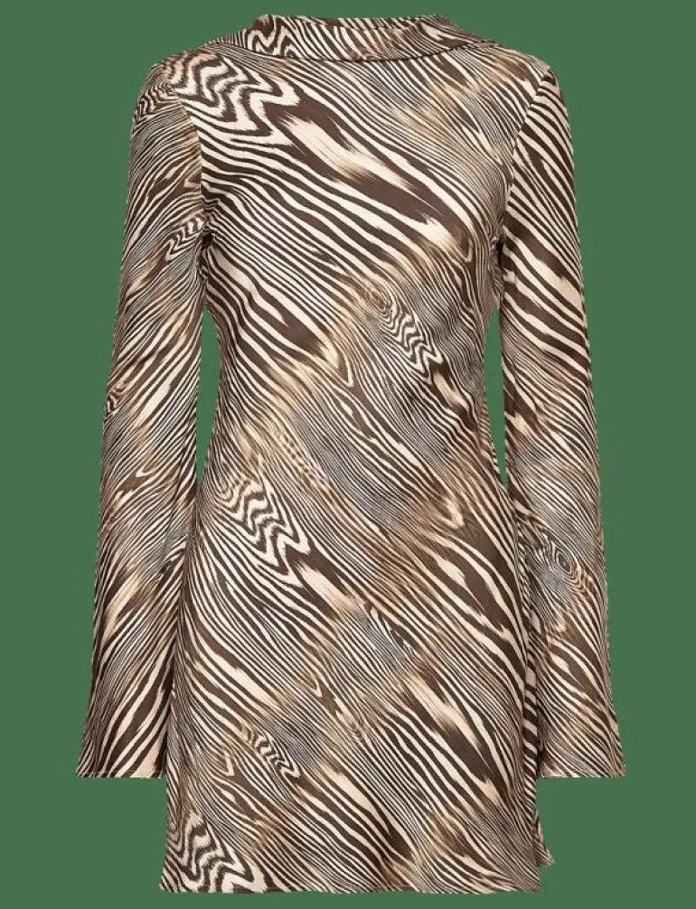 Cezanne Low Back Satin Mini dress - Korta klänningar
