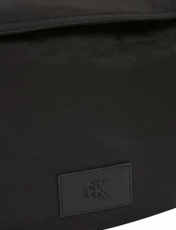 METRO NYLON OVERSIZED WAISTBAG - Magväskor