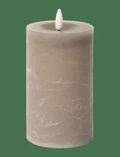 Rustic finish LED pillar candle - Dekoration