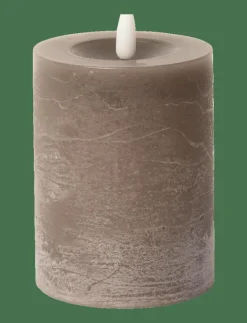 Rustic finish LED pillar candle - Dekoration