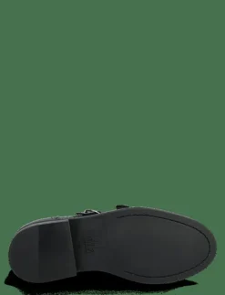 Shoes - Loafers