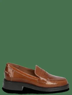 Shoes - Loafers