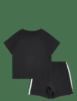 SHORT TEE SET - Set med kortärmad t-shirt
