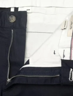 SLIM EVERYDAY CHINOS - Chinos
