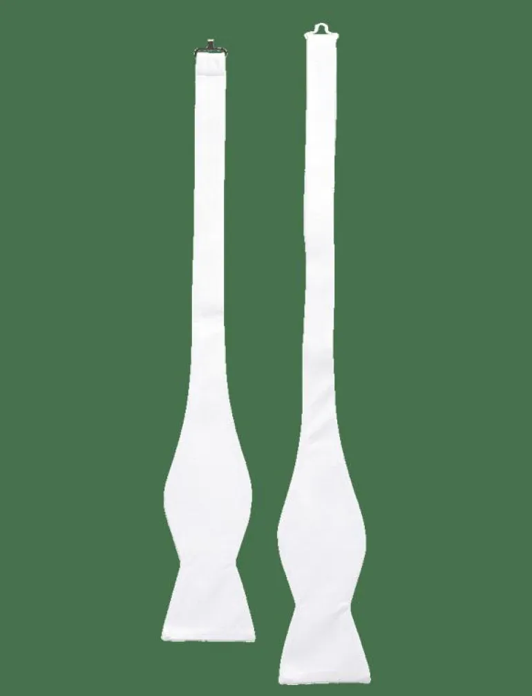 The White Self Tie Bow Tie - Flugor