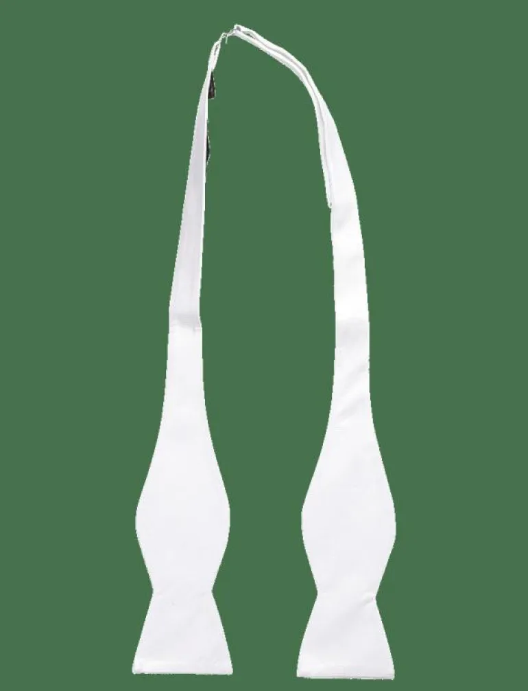 The White Self Tie Bow Tie - Flugor